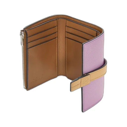 Small vertical wallet in soft grained calfskin