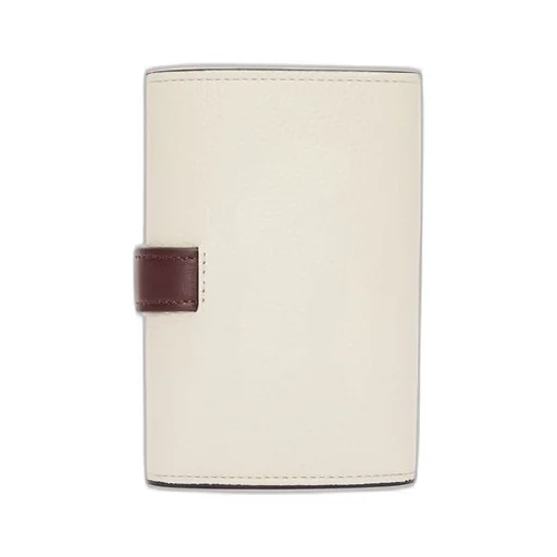 Small vertical wallet in soft grained calfskin