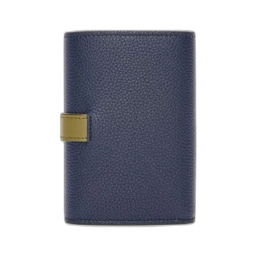 Small vertical wallet in soft grained calfskin