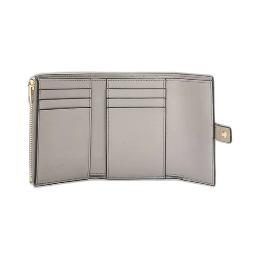 Small vertical wallet in soft grained calfskin