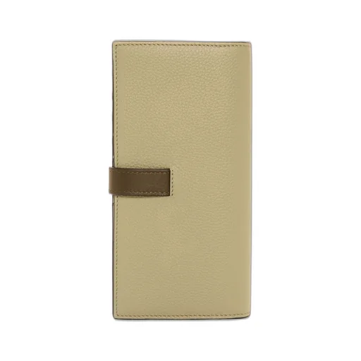 Large vertical wallet in grained calfskin
