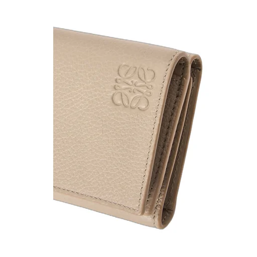 Trifold wallet in soft grained calfskin