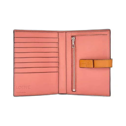 Medium vertical wallet in soft grained calfskin