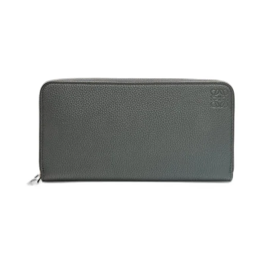 Zip around wallet in soft grained calfskin