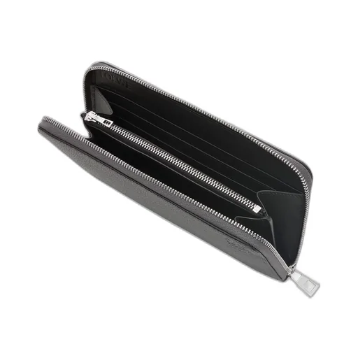 Zip around wallet in soft grained calfskin