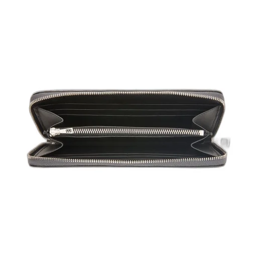 Zip around wallet in soft grained calfskin