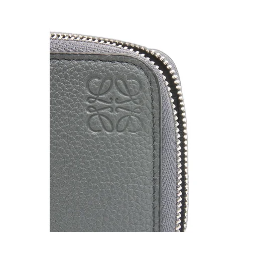 Zip around wallet in soft grained calfskin