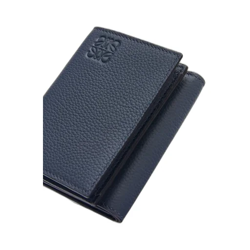 Trifold wallet in soft grained calfskin