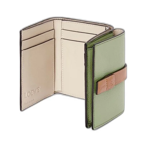 Trifold wallet in soft grained calfskin