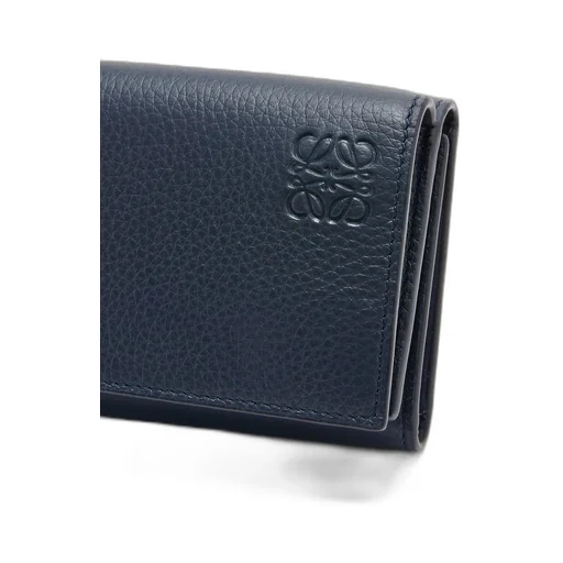 Trifold wallet in soft grained calfskin