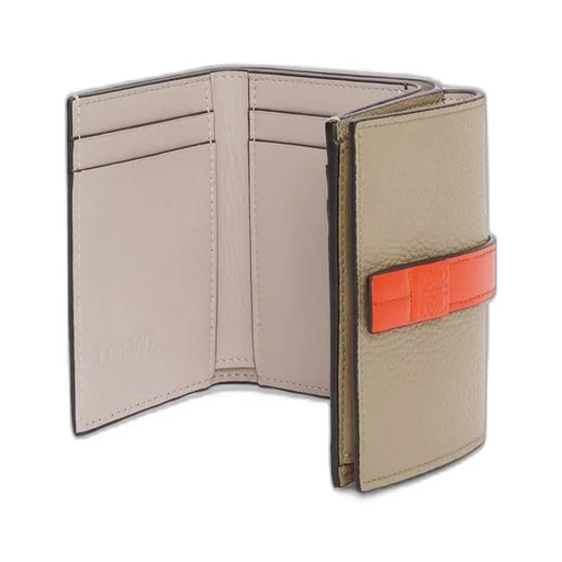 Trifold wallet in soft grained calfskin