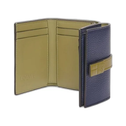 Trifold wallet in soft grained calfskin