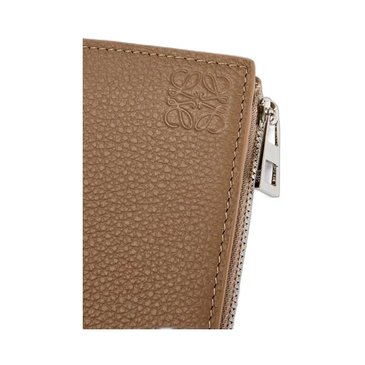 Slim compact wallet in soft grained calfskin