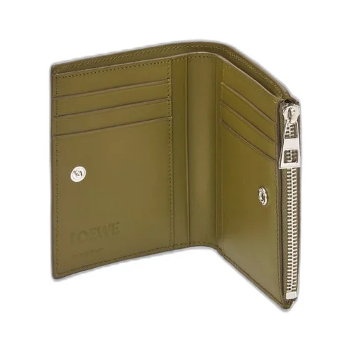 Slim compact wallet in soft grained calfskin