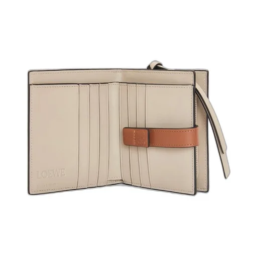 Compact zip wallet in soft grained calfskin