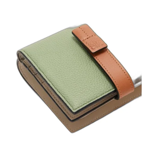 Compact zip wallet in soft grained calfskin