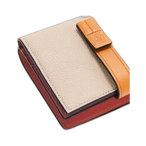Compact zip wallet in soft grained calfskin