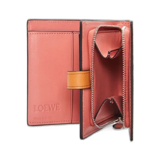 Compact zip wallet in soft grained calfskin