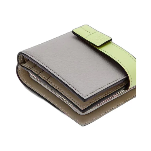Compact zip wallet in soft grained calfskin