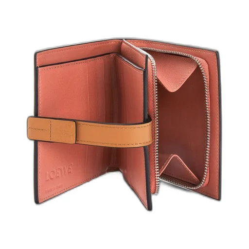 Compact zip wallet in soft grained calfskin