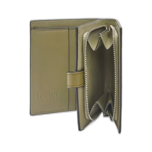 Compact zip wallet in soft grained calfskin
