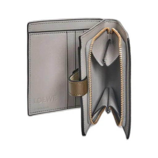 Compact zip wallet in soft grained calfskin