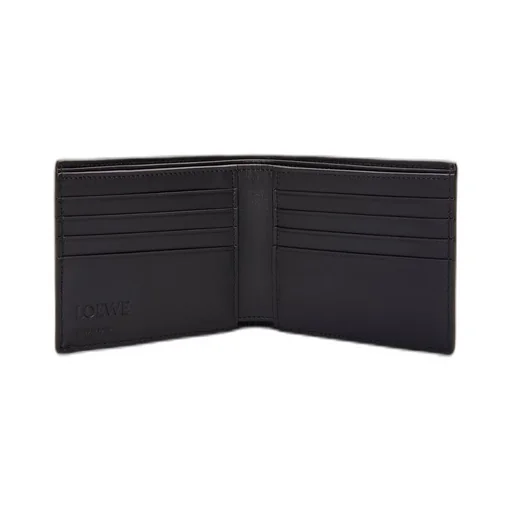Bifold wallet in textured classic calfskin