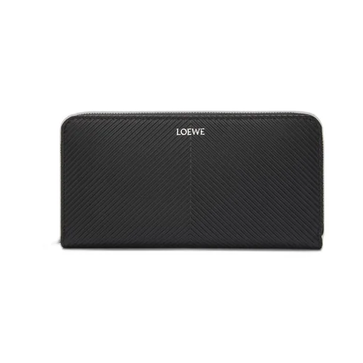 Zip around wallet in textured classic calfskin