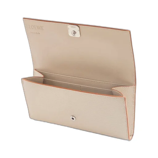 Anagram continental wallet in pebble grain calfskin