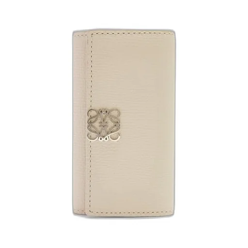 Anagram key case in pebble grain calfskin