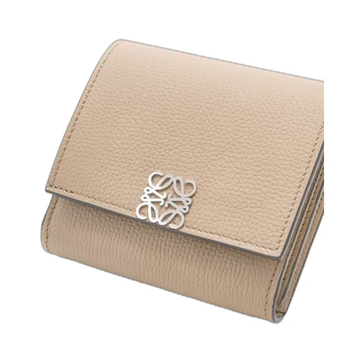 Anagram compact flap wallet in pebble grain calfskin