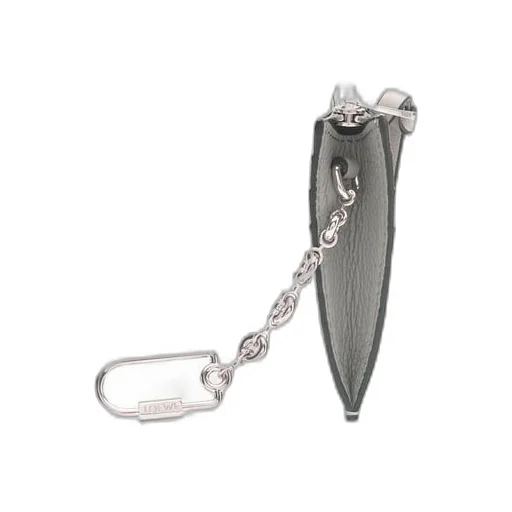 Square cardholder in soft grained calfskin with chain