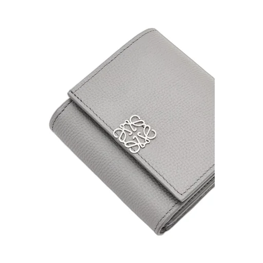 Anagram compact flap wallet in pebble grain calfskin
