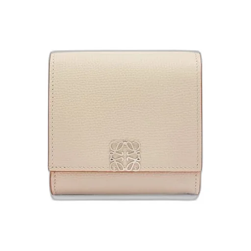 Anagram compact flap wallet in pebble grain calfskin