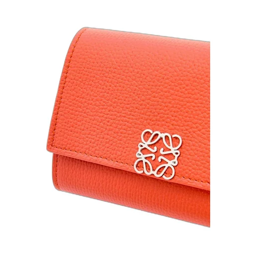 Anagram small vertical wallet in pebble grain calfskin