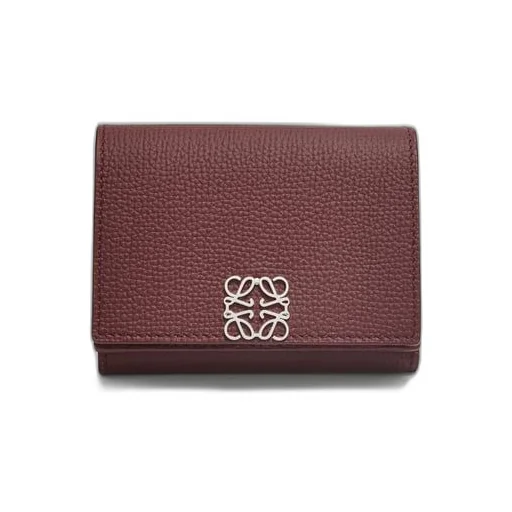 Anagram trifold wallet in pebble grain calfskin