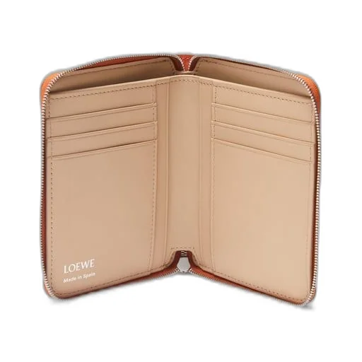 Knot compact zip around wallet in shiny nappa calfskin
