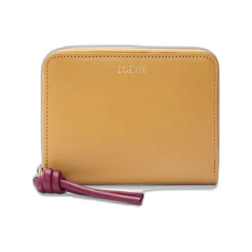 Knot compact zip around wallet in shiny nappa calfskin