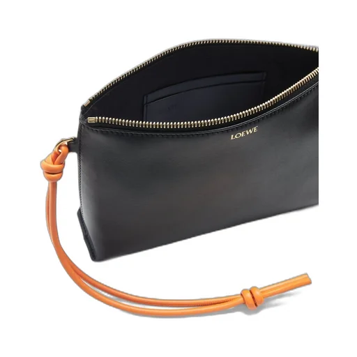 Knot T pouch in shiny nappa calfskin