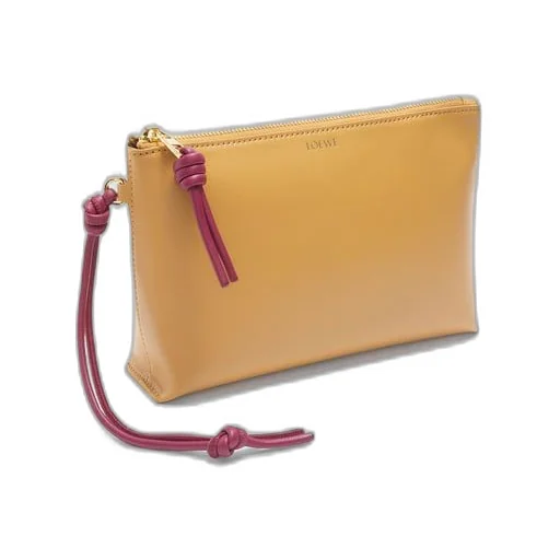 Knot T pouch in shiny nappa calfskin