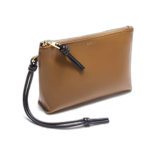 Knot T pouch in shiny nappa calfskin