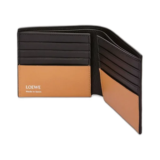 Bifold wallet in shiny nappa calfskin
