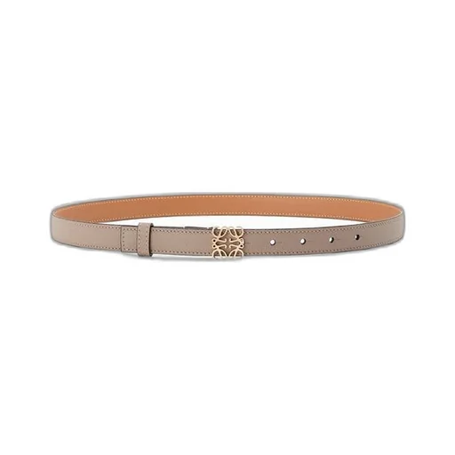 Anagram belt in pebble grain calfskin