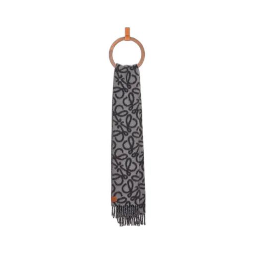 Anagram scarf in alpaca and wool