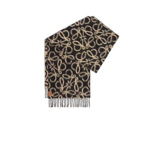Anagram scarf in alpaca and wool