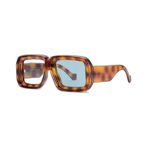 Paula's Ibiza dive in mask sunglasses