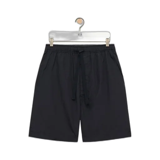 Shorts in technical silk