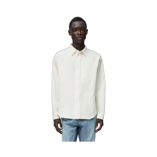 Buttoned Long-Sleeved Shirt