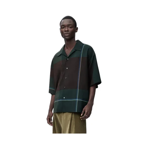 Short sleeve shirt in wool