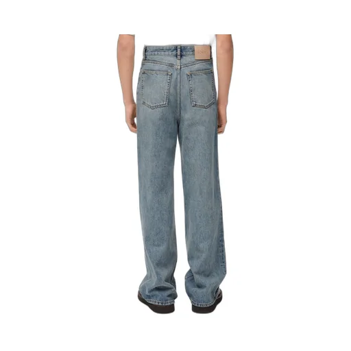 Wide leg jeans in denim